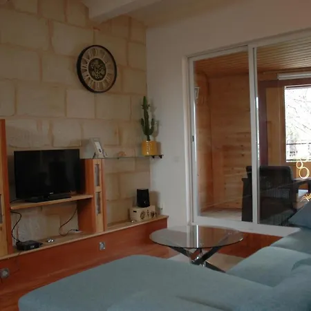 L'appel De La Loire, Calme En Centre * Saumur